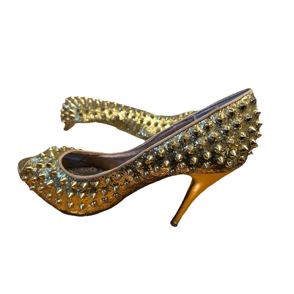 Betsey Johnson Gold Glitter Spike Pump High Heels 8M Ellina Leather Shoes Vtg